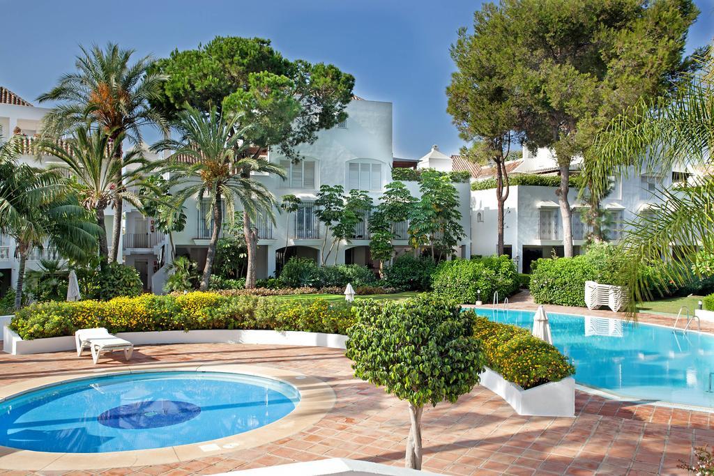 White Pearl Beach Elviria Apartman Marbella Kültér fotó